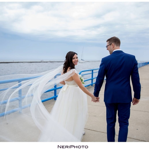 Meet your Posher, Melissa - Picture 1 of 1